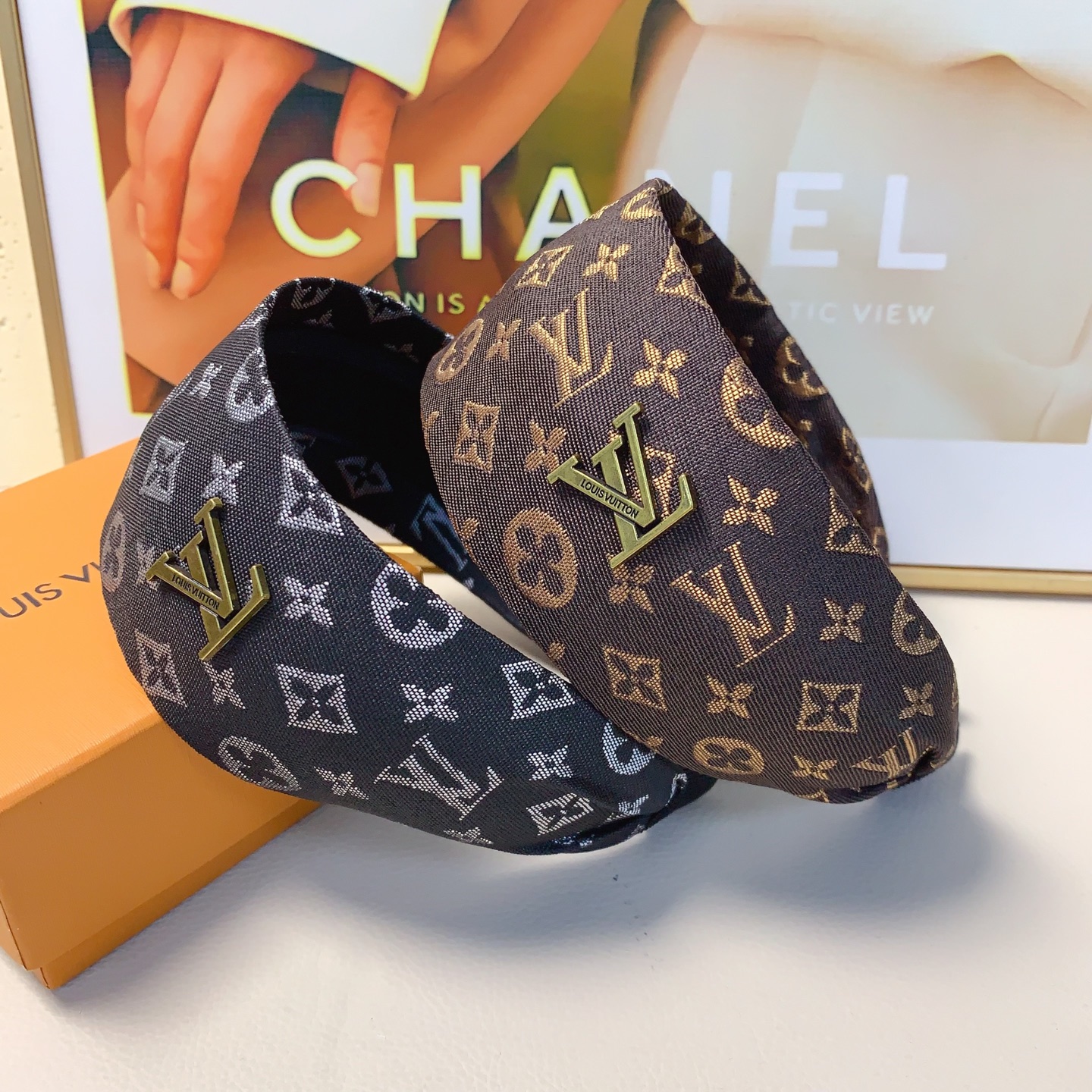 LV路易威登驴牌发箍宽版老花复古logo轻奢风发箍气质百搭小仙女必入单品名媛风十足～宝藏款 闭眼入🥰推荐