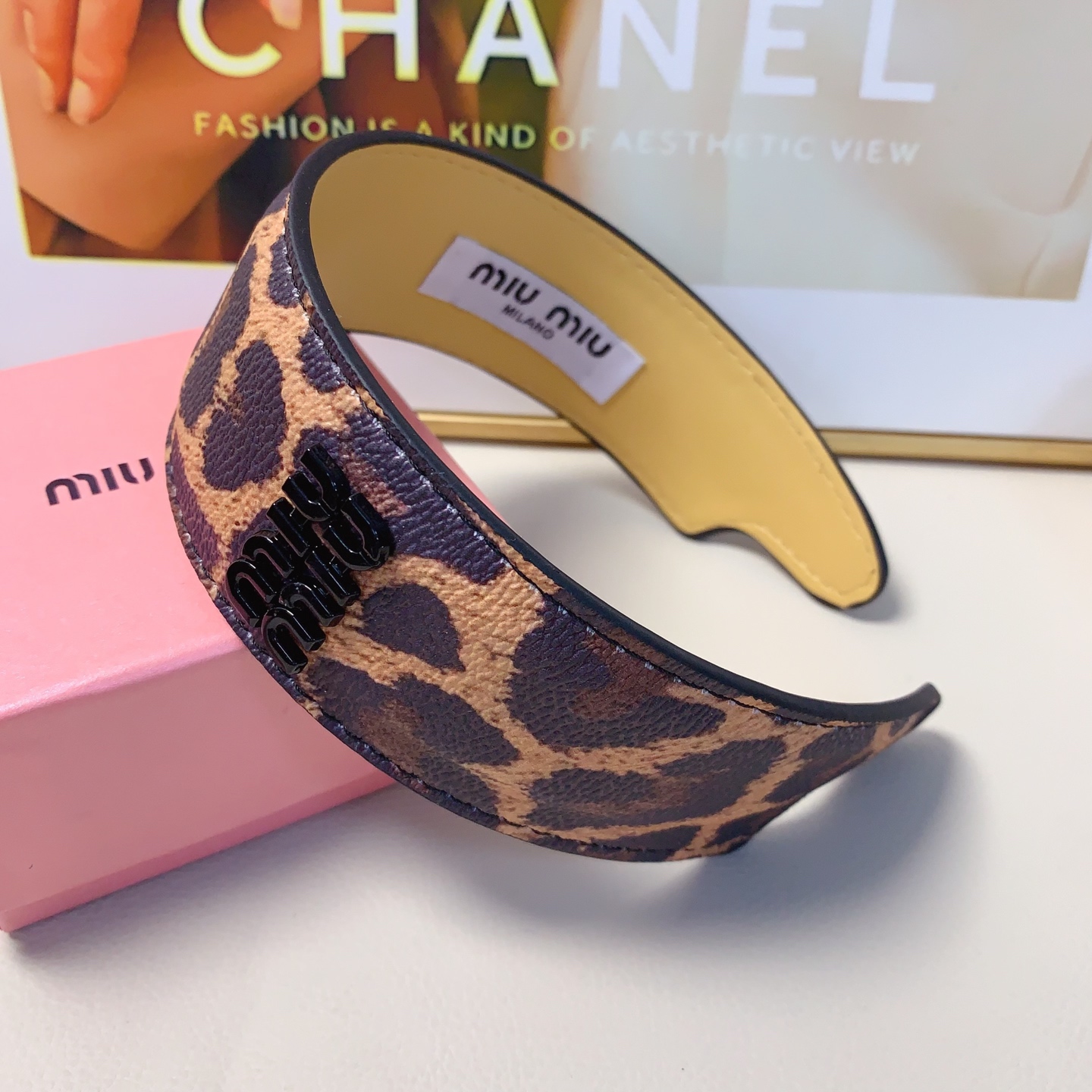 miumiu缪缪miumiu发箍豹纹logo轻奢风发箍气质百搭小仙女必入单品名媛风十足～宝藏款 闭眼入🥰
