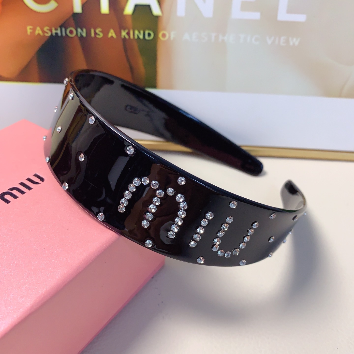 miumiu缪缪miumiu发箍树脂捷克钻轻奢风发箍气质百搭小仙女必入单品名媛风十足～宝藏款 闭眼入🥰推