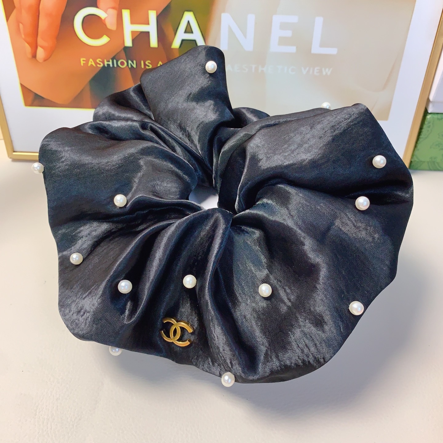 chanel小香chanel皮筋绸缎珍珠复古logo皮筋发圈大肠圈气质百搭小仙女必入单品 宝藏款 闭眼入