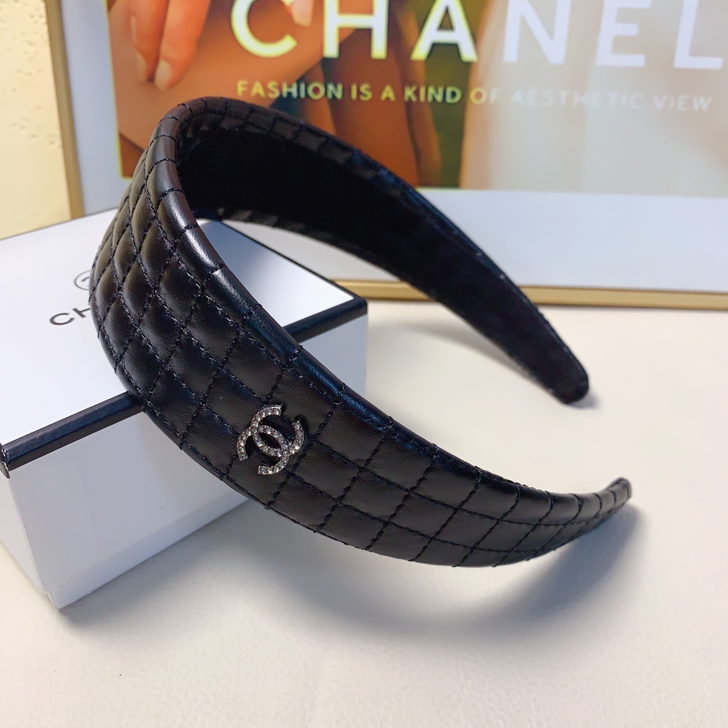 chanel小香chanel发箍羊皮菱格logo轻奢风发箍气质百搭小仙女必入单品名媛风十足～宝藏款 闭眼