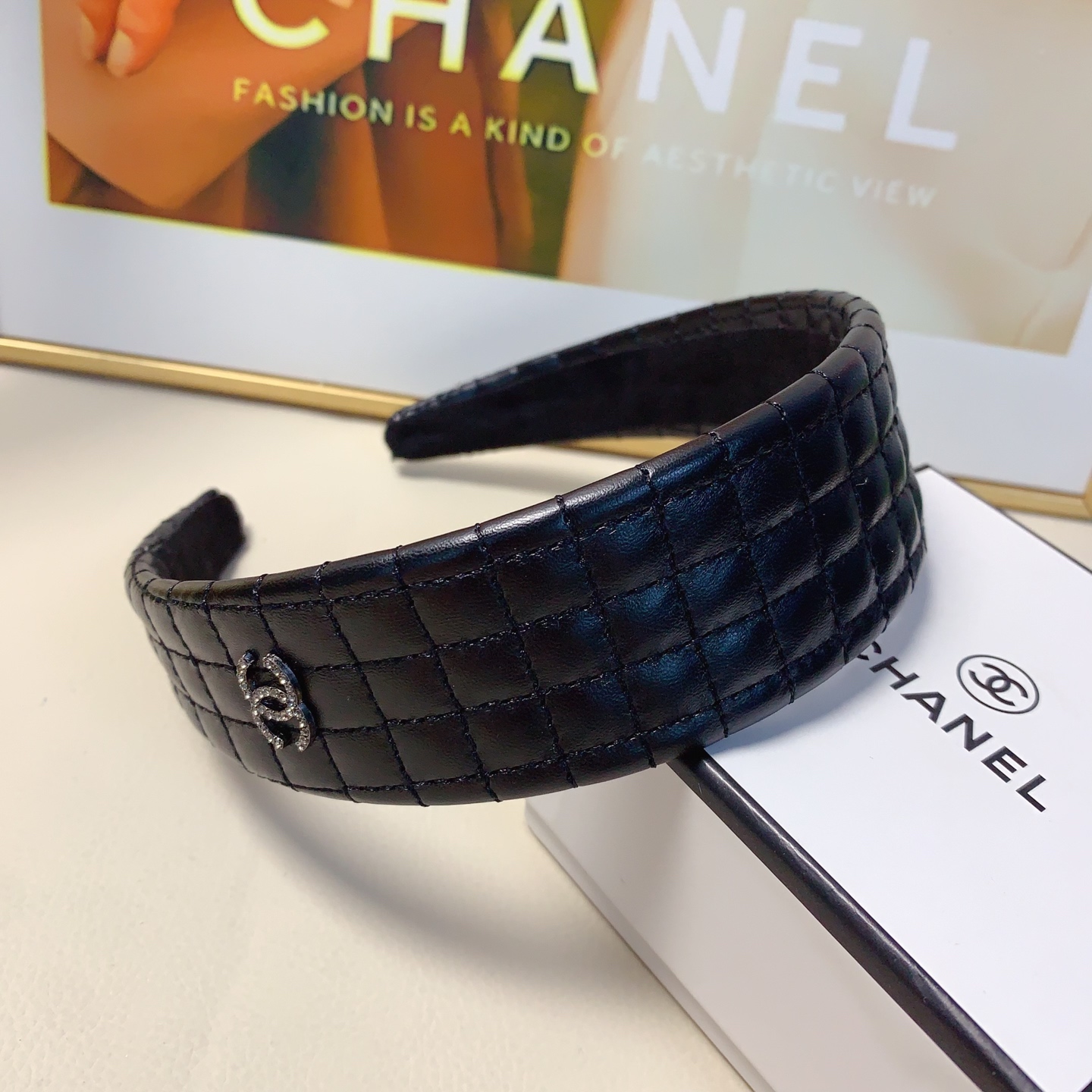 chanel小香chanel发箍羊皮菱格logo轻奢风发箍气质百搭小仙女必入单品名媛风十足～宝藏款 闭眼