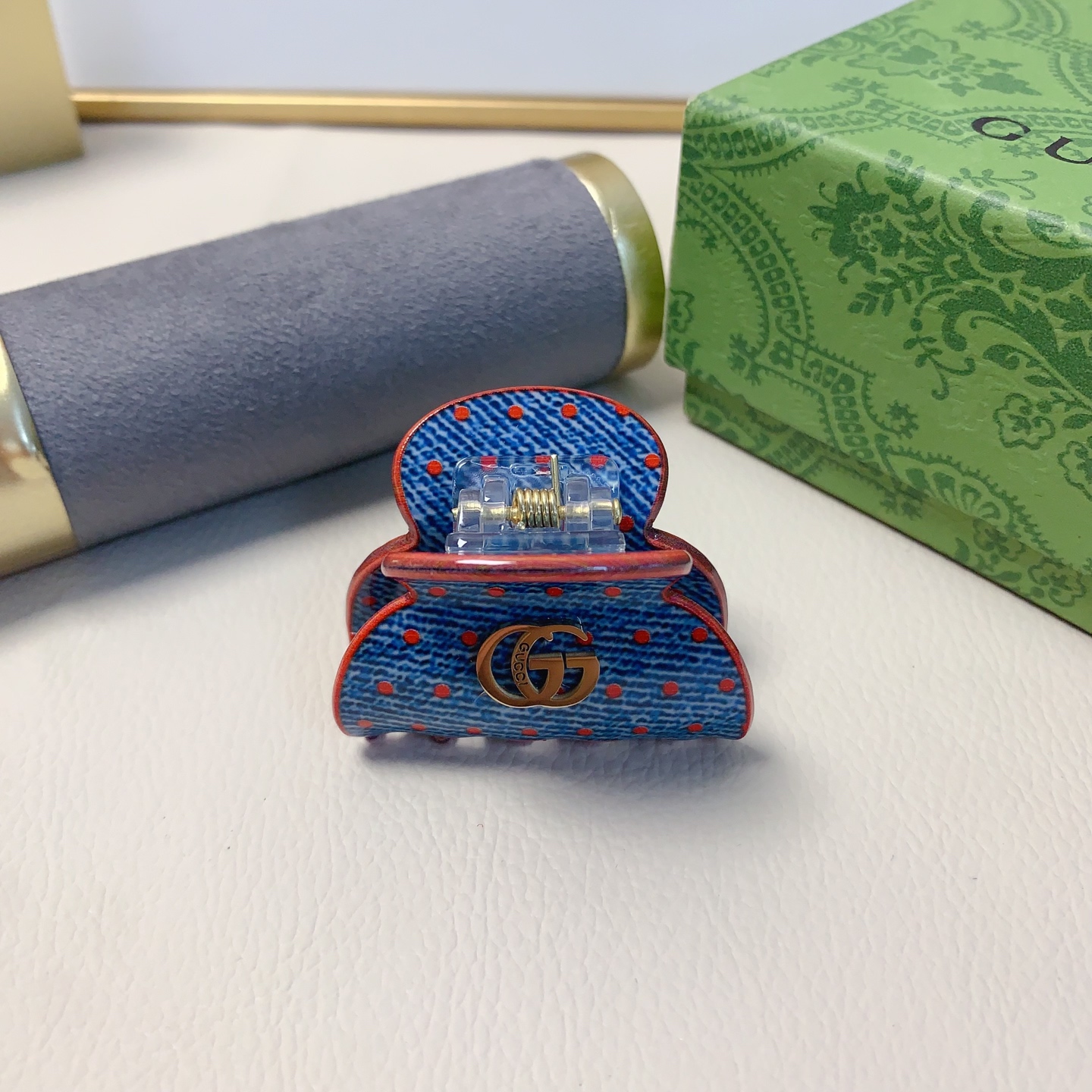 Gucci Gucci, pinza Gucci, pinza pequeña de acetato con lunares, elegante y versátil para el uso diario, artículo pequeñ…