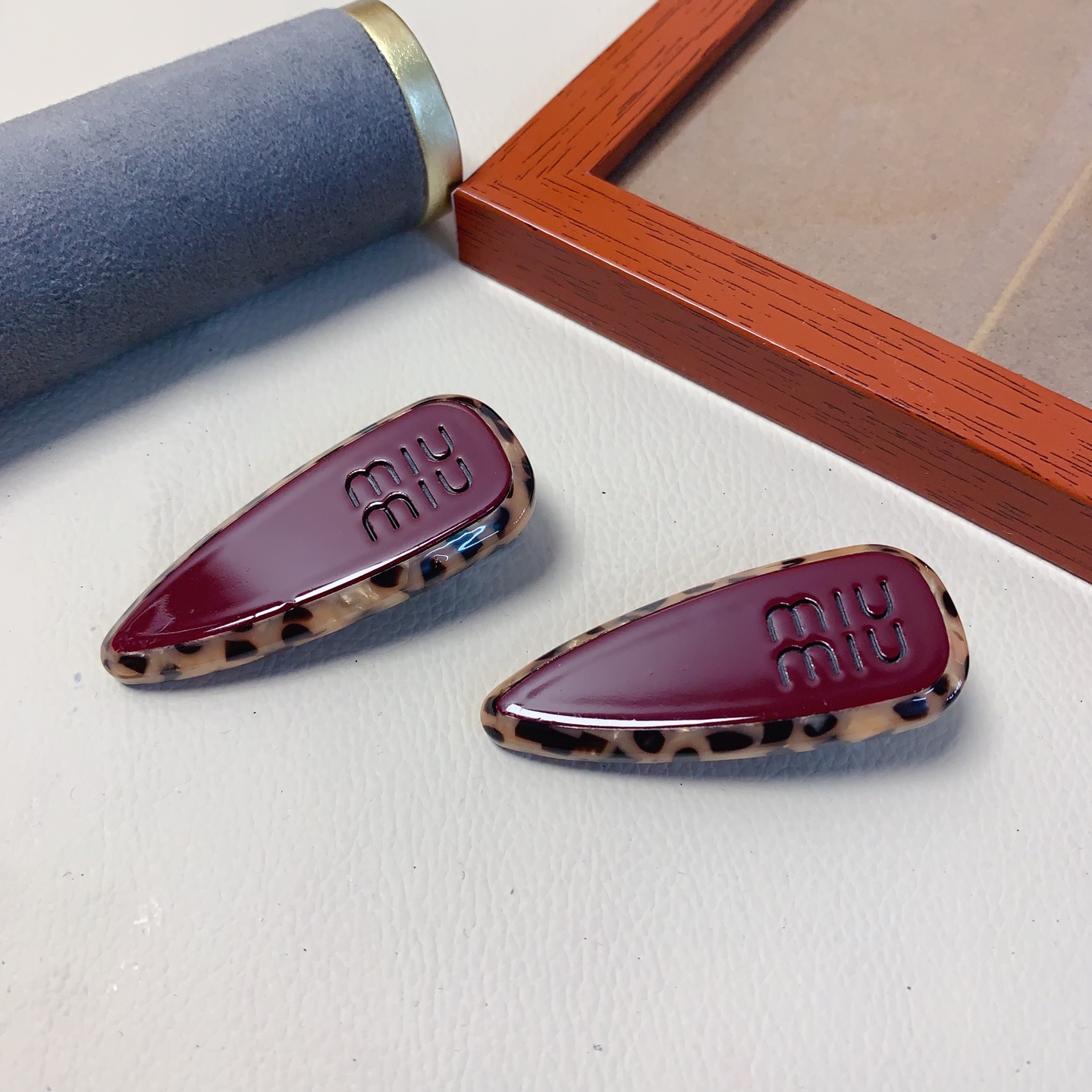 miumiu缪缪miumiu发夹醋酸豹纹边夹刘海夹bb夹压夹日常精致小单品 气质百搭小仙女必入单品 宝藏