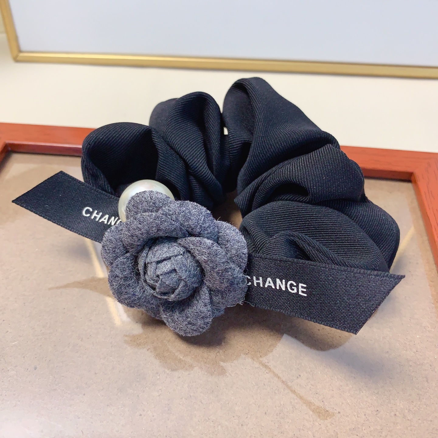 chanel小香chanel皮筋蝴蝶结山茶花皮筋发圈大肠圈气质百搭小仙女必入单品 宝藏款 闭眼入🥰推荐款