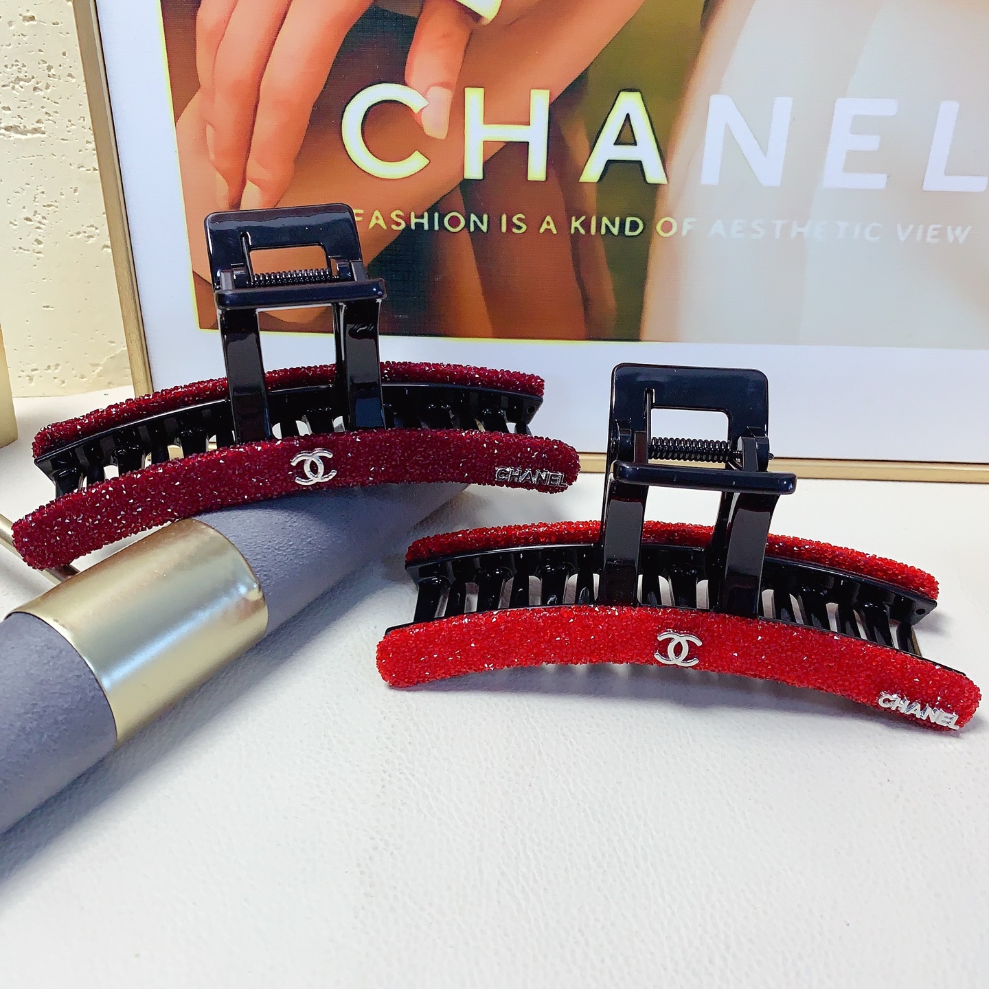 chanel pequeño chanel pinza para el pelo, pinza con pedrería, elegante y versátil, artículo pequeño y exquisito para el…
