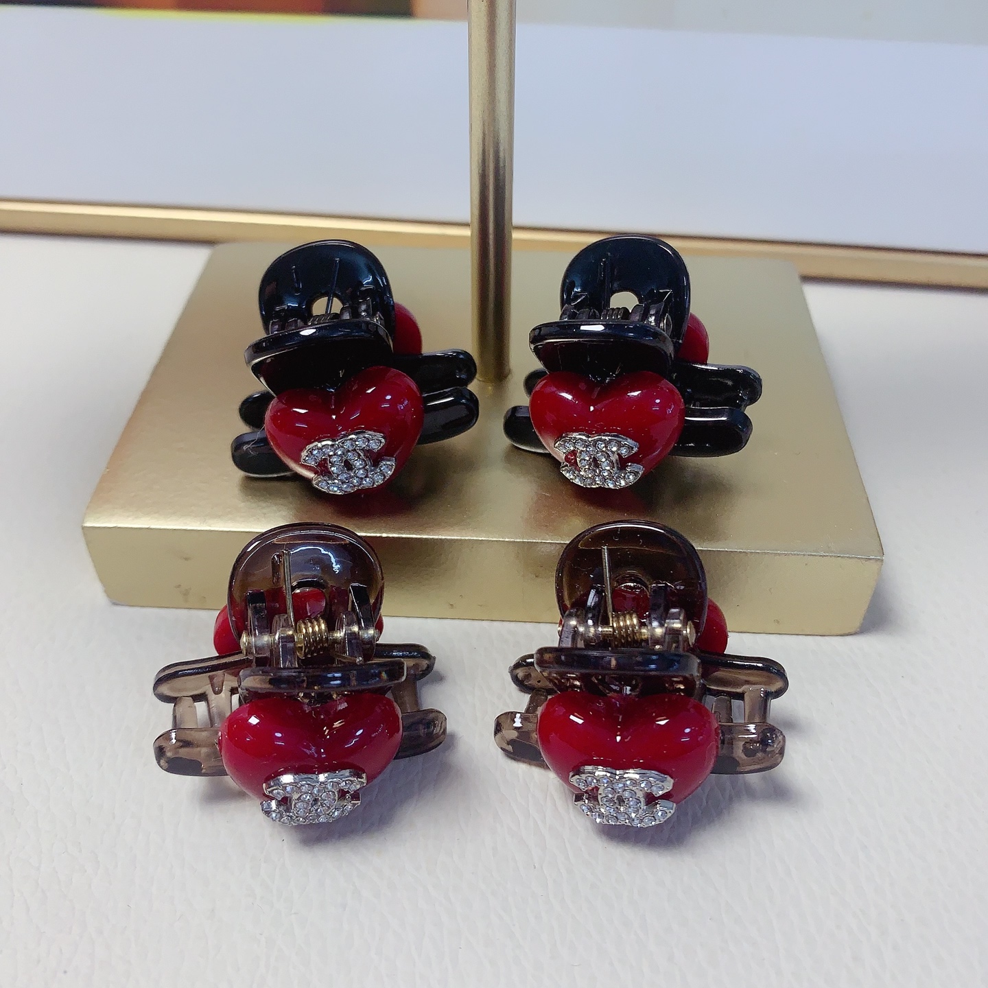 Pinza CHANEL pequeña, pinza mini de acetato estilo coreano, elegante y versátil, accesorio diario refinado, imprescindi…