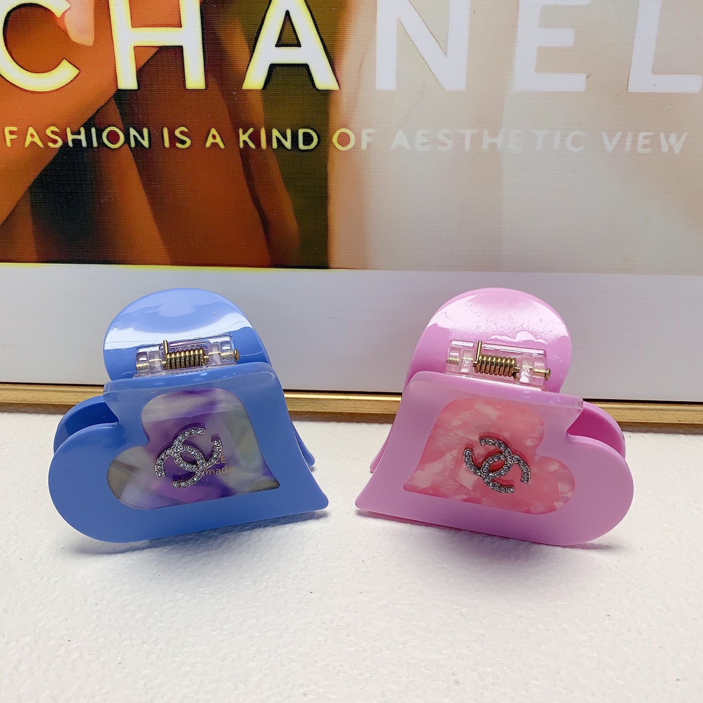 chanel 小香 chanel hair clip, acetate ❤️ claw clip, elegant and versatile daily exquisite small item, must-have for fairy…