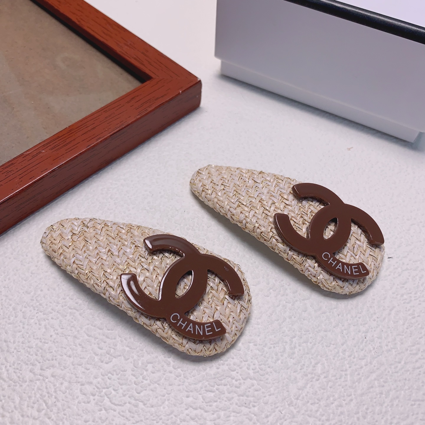 Chanel - Hair Accessories - JR1E48AE8F4D4F