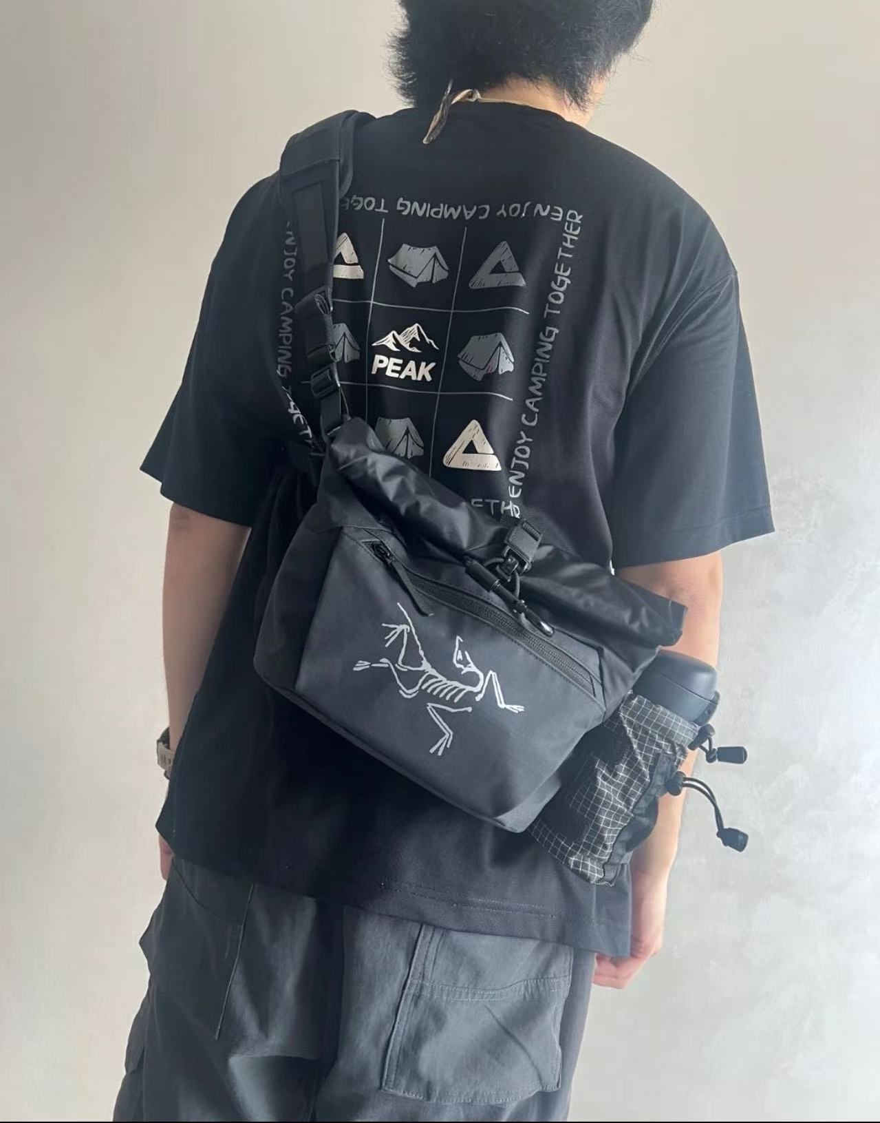Arc'teryx Bolsa de Mano Deportiva y Casual de Nailon Estampado ICHALKBUCKET25 14 i1750471807335 7650 0 13