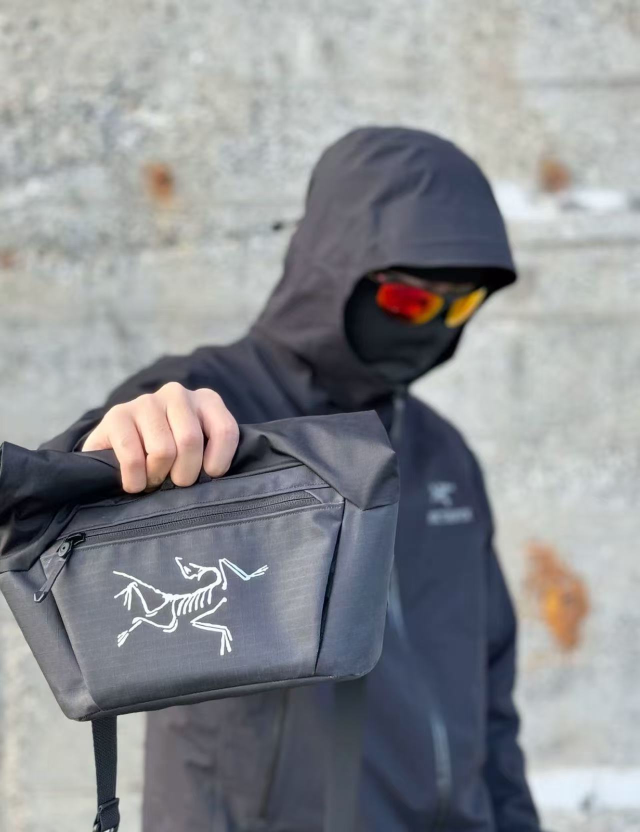 Arc'teryx Bolsa de Mano Deportiva y Casual de Nailon Estampado ICHALKBUCKET25 13 i1750471809435 6194 0 12