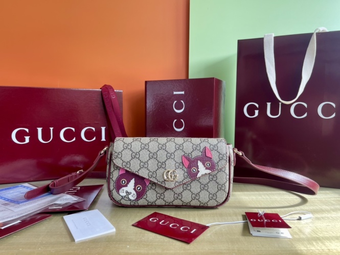 Gucci Mini Shoulder Bag With Cat Appliqués - Beige & Dark Brown GG Coated Fabric