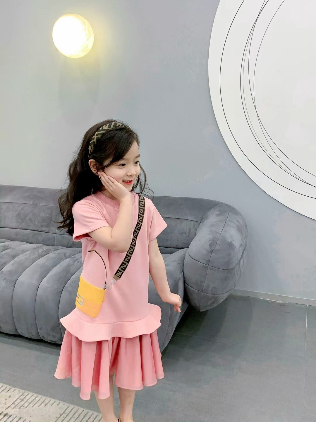 La falda rosa pastel es definitivamente la favorita de las niñas ~ En verano, las madres no tienen que preocuparse de q…