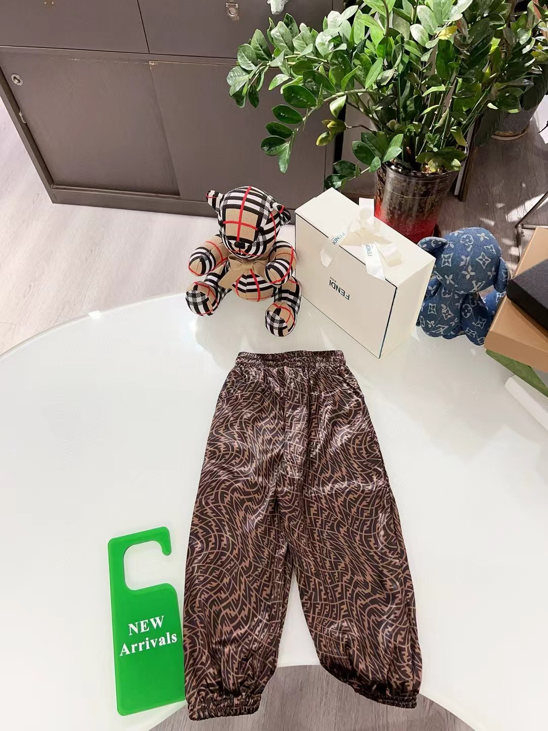 @116 Pantalones largos personalizados originales de mostrador, tela personalizada teñida y estampada, súper cómodos al …