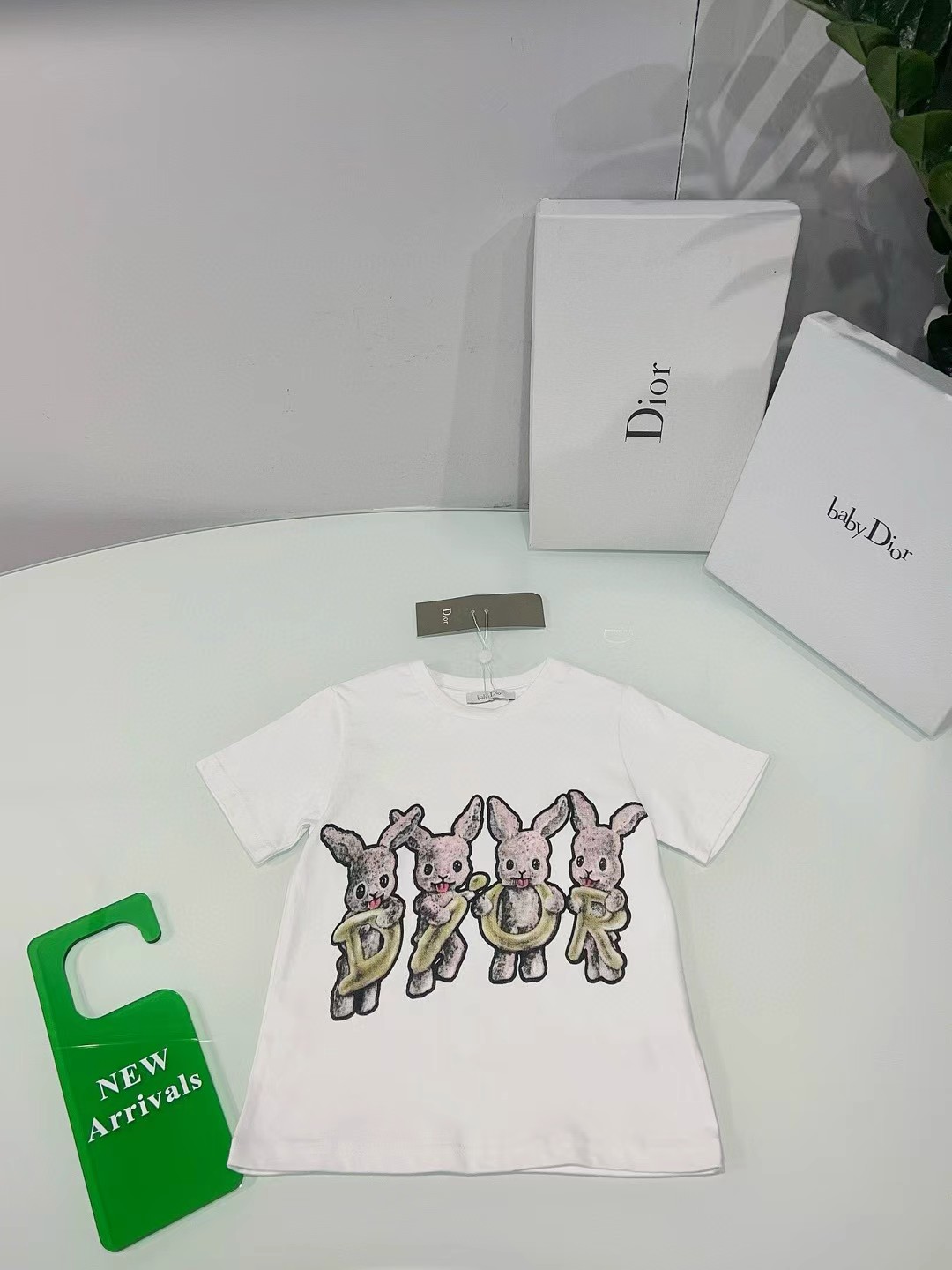 Camiseta de manga corta personalizada original de la boutique @86, con cuatro conejitos rosados adorables, estampado 3D…