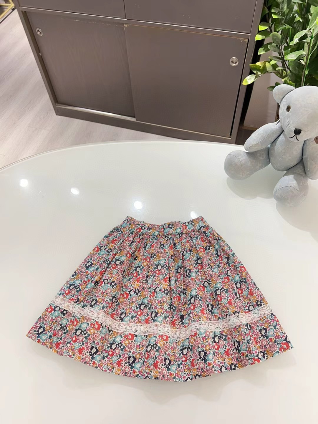@119 mostrador original personalizado falda de media pierna con estampado floral, combina bien con cualquier cosa, enví…