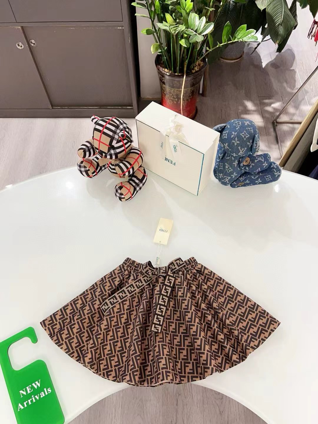 Falda personalizada original del mostrador 126 con estampado completo, tejido de estampado completo personalizado y teñ…