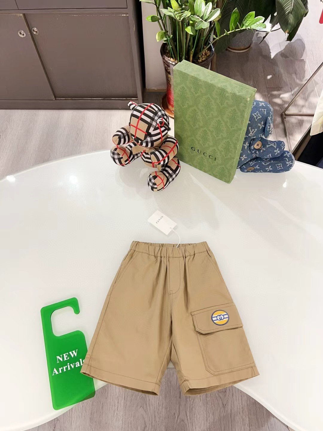 Pantalones cortos personalizados originales de mostrador @126, de la colección de ropa y accesorios de la primavera 202…