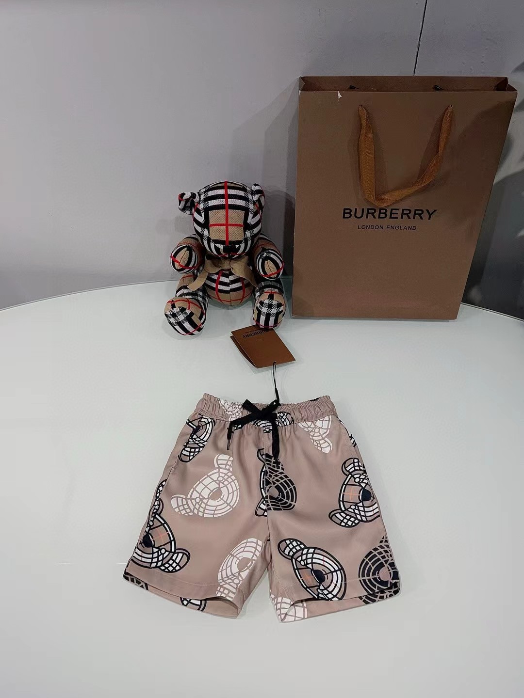 @116 Versión original personalizada de pantalones cortos de mostrador, cinturilla elástica con cordón, decorados con el…
