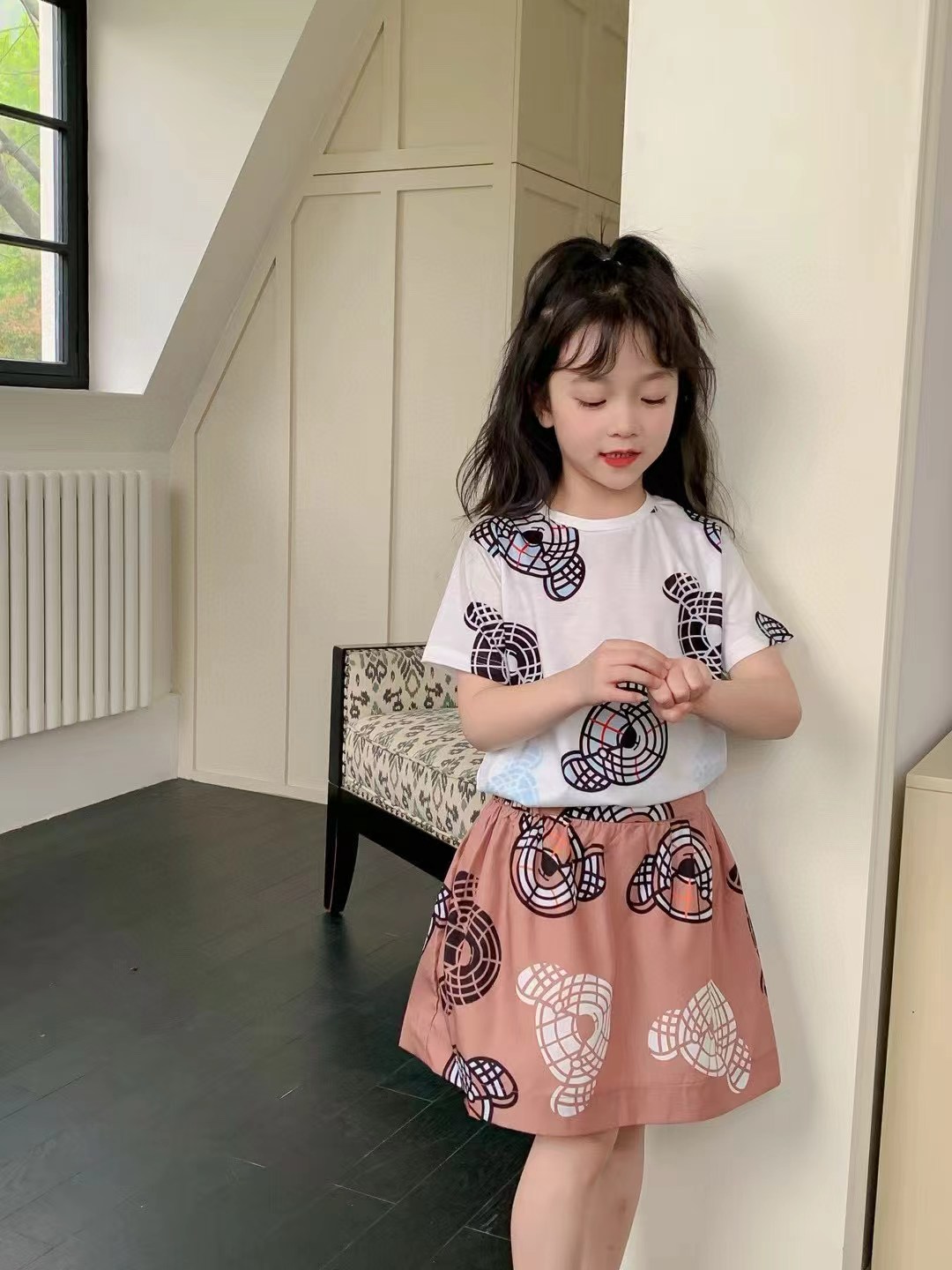 Esta camiseta de la serie Teddy Bear se ve realmente linda cuando la usas, adorable y cómoda, así es el verano, cómoda …