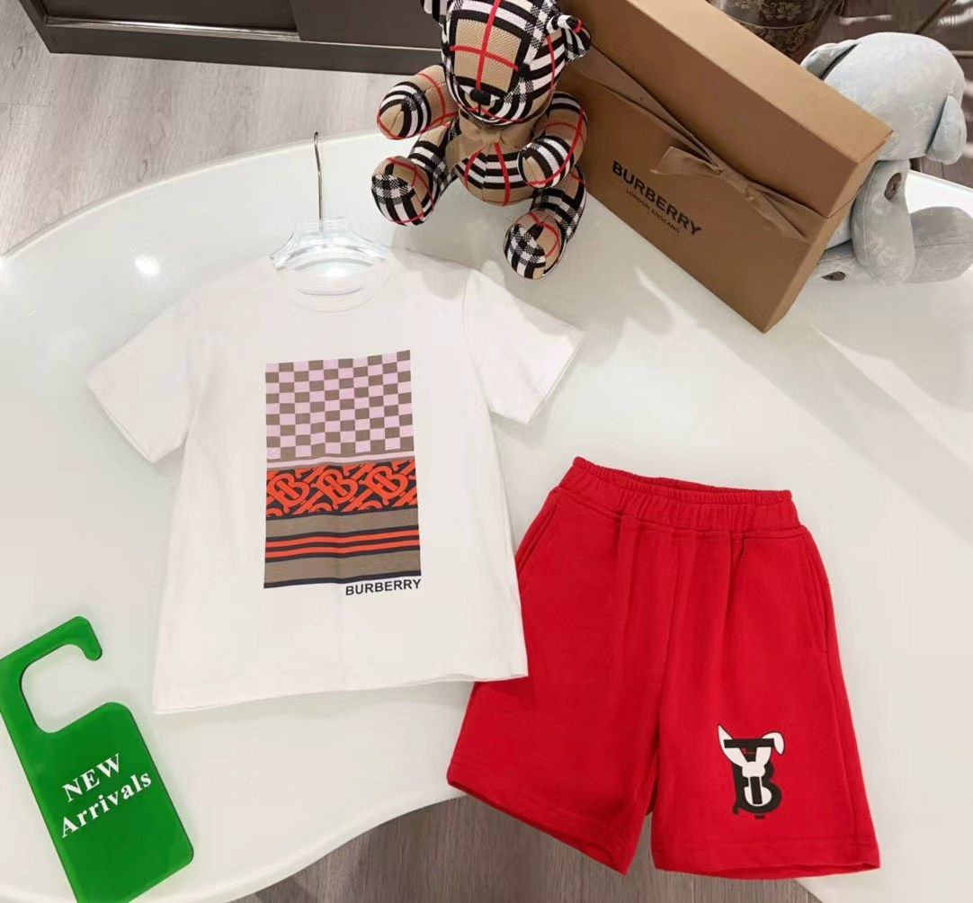 Un conjunto perfectamente combinado, envío inmediato, tallas 100-160