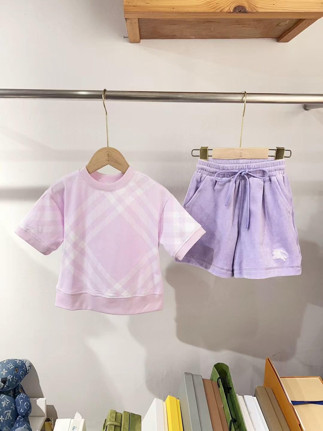 Un conjunto perfectamente combinado, envío inmediato, tallas 100-160.