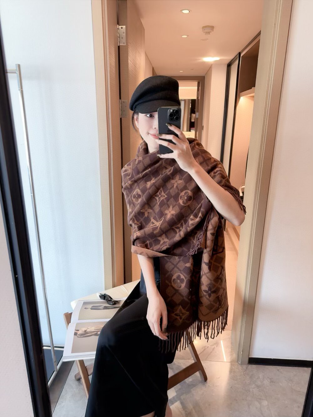 LV 路易威登 高級純羊毛スカーフ 上品な大人の女性に