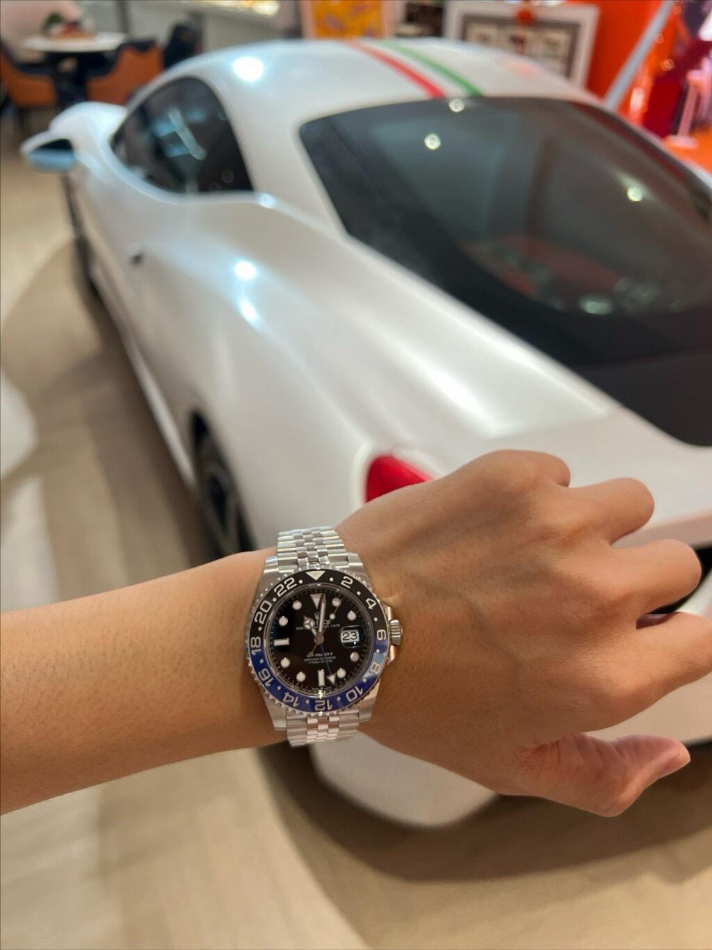 NO:156894,Don’t wait for the New Year party and touch the wine glass. Others wear it. You are wearing a rubber band!  ,19860909别等到过年聚会 碰酒杯  别人戴的是劳 你戴的是橡皮筋！,,Watch