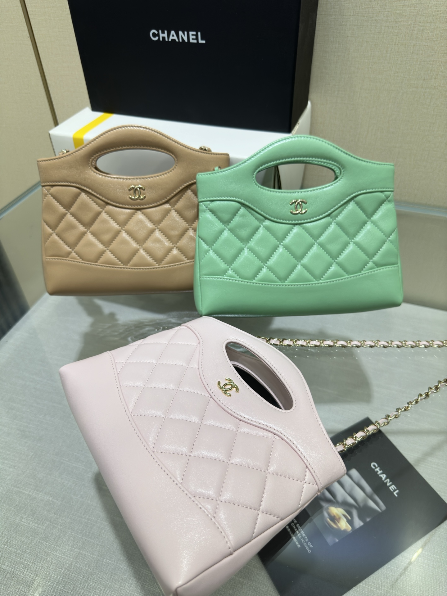 Tres colores en colección pequeña