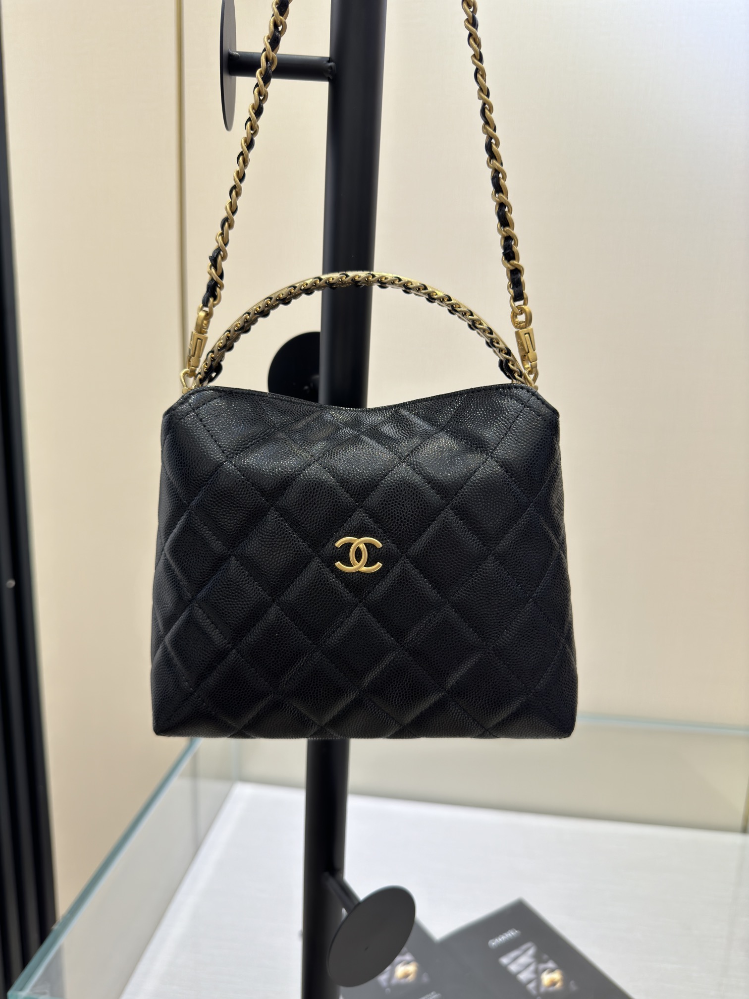 24A Nuevo 'avance' El caballo negro más fuerte de esta temporada ~ ¡Bolso de fiambrera con asa Way! Todo el bolso de pi…