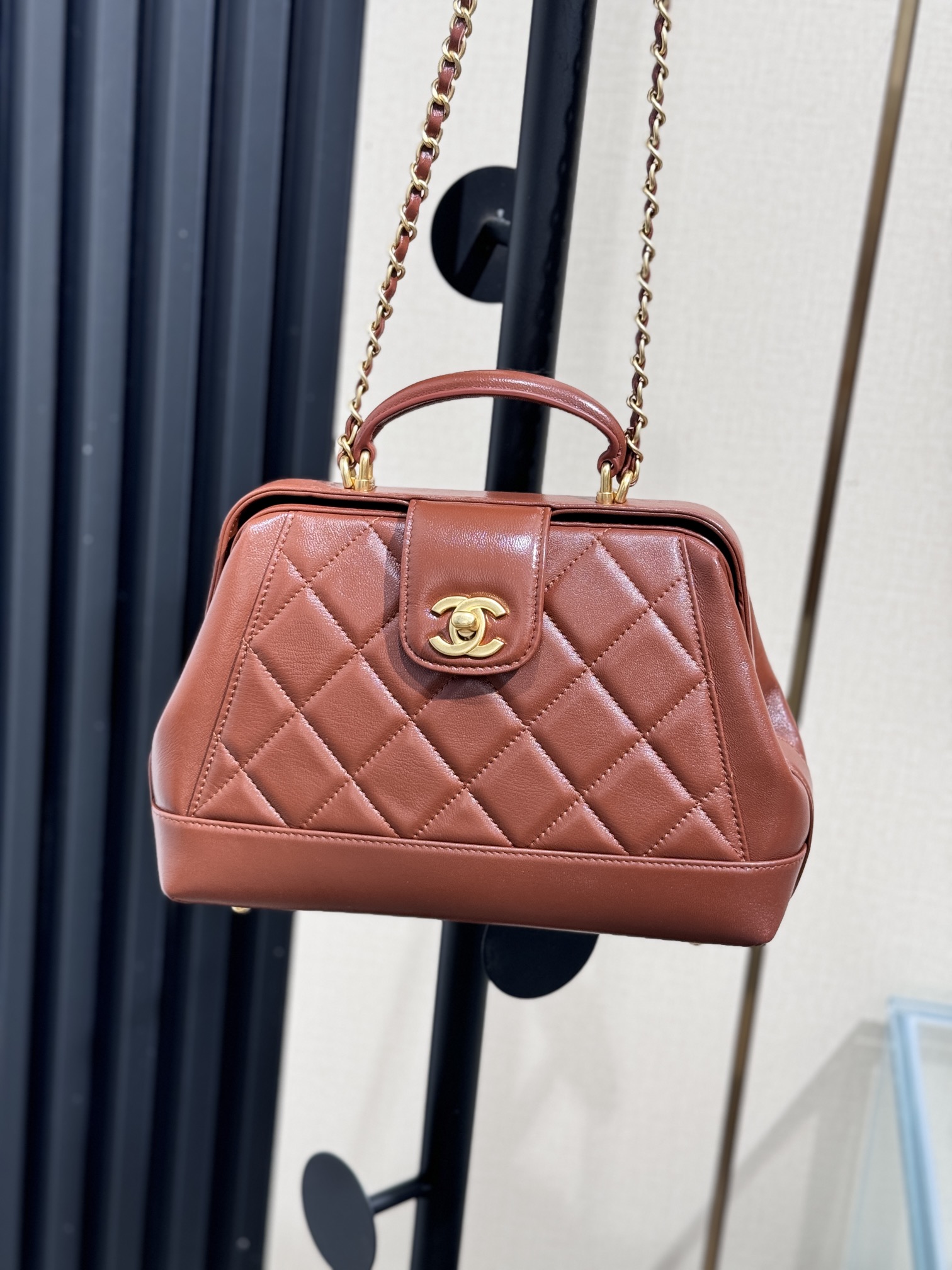 . Gran tamaño en stock ~ Serie de alta costura 24A, el bolso doctor más popular de esta temporada, 24A Doctor bag, muy …