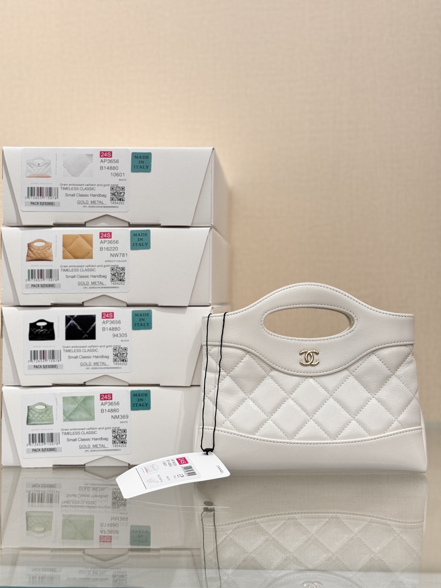 ...La impresionante obra maestra 'original de fábrica' de 24S, el modelo popular 31bag nano lanzado en 24C! ¡Súper popu…