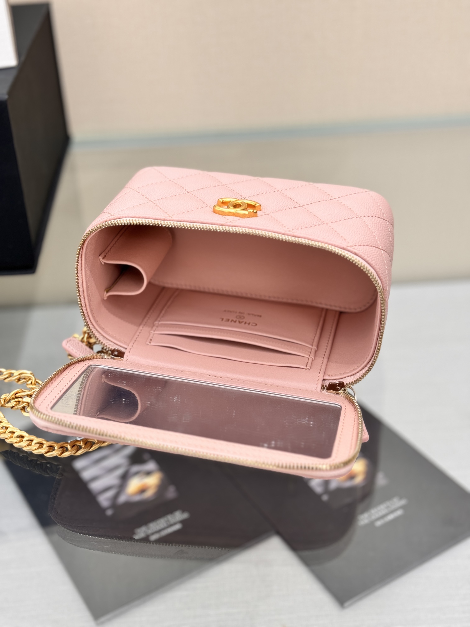 Miniatura 6