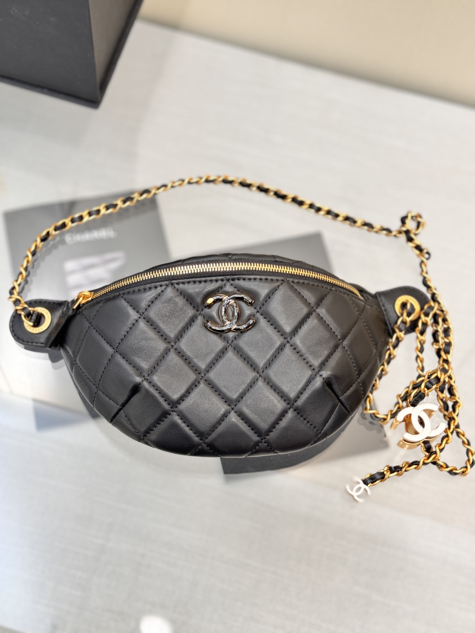 Chanel 24A Double C Enamel Buckle Waist Bag - Stylish & Functional 4 i1723363164 3663 1