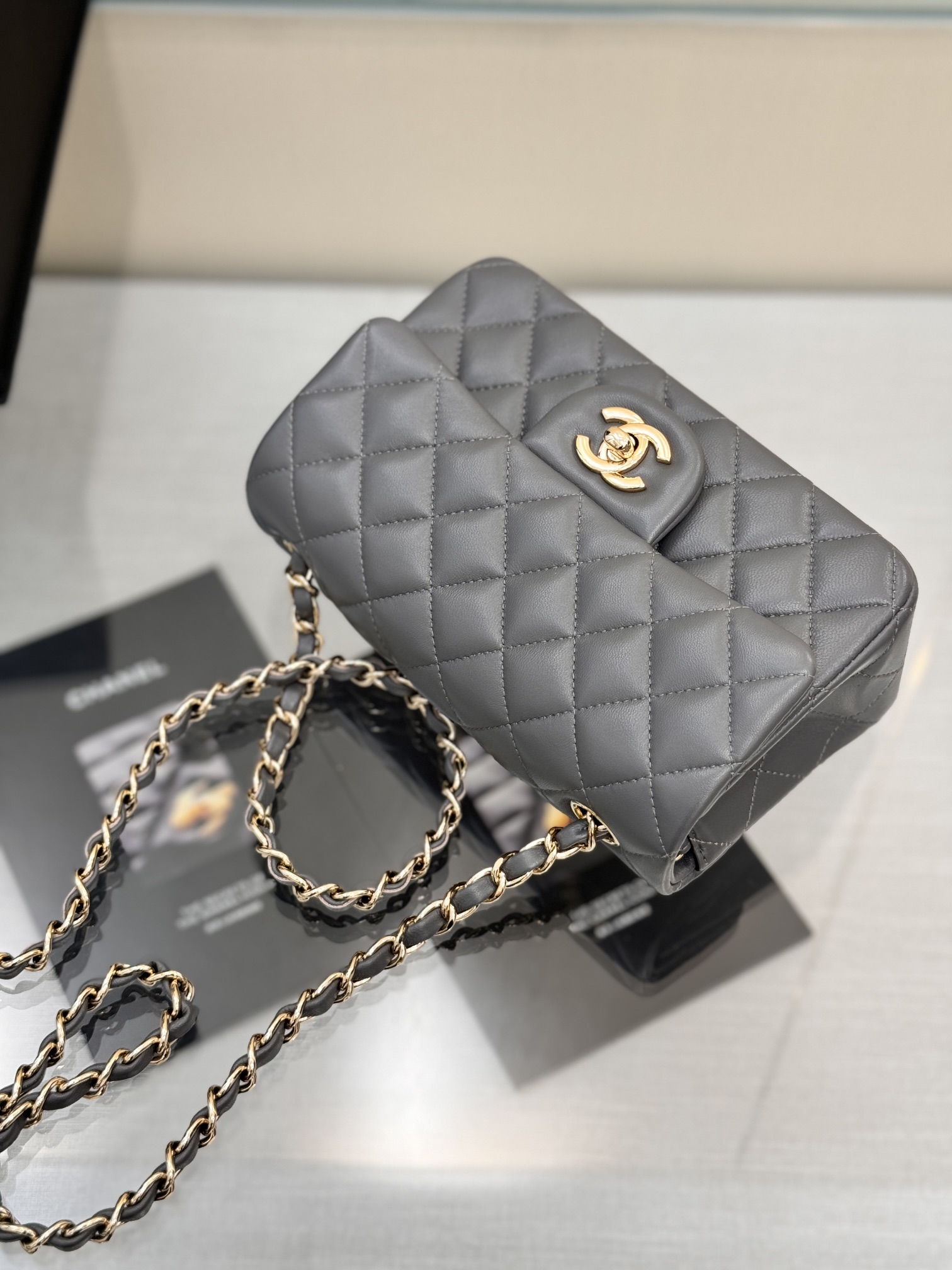 缪缪 Miu Miu 高定典藏经典高奢皮具手袋托特包斜挎包女包 #0B51C23F 2