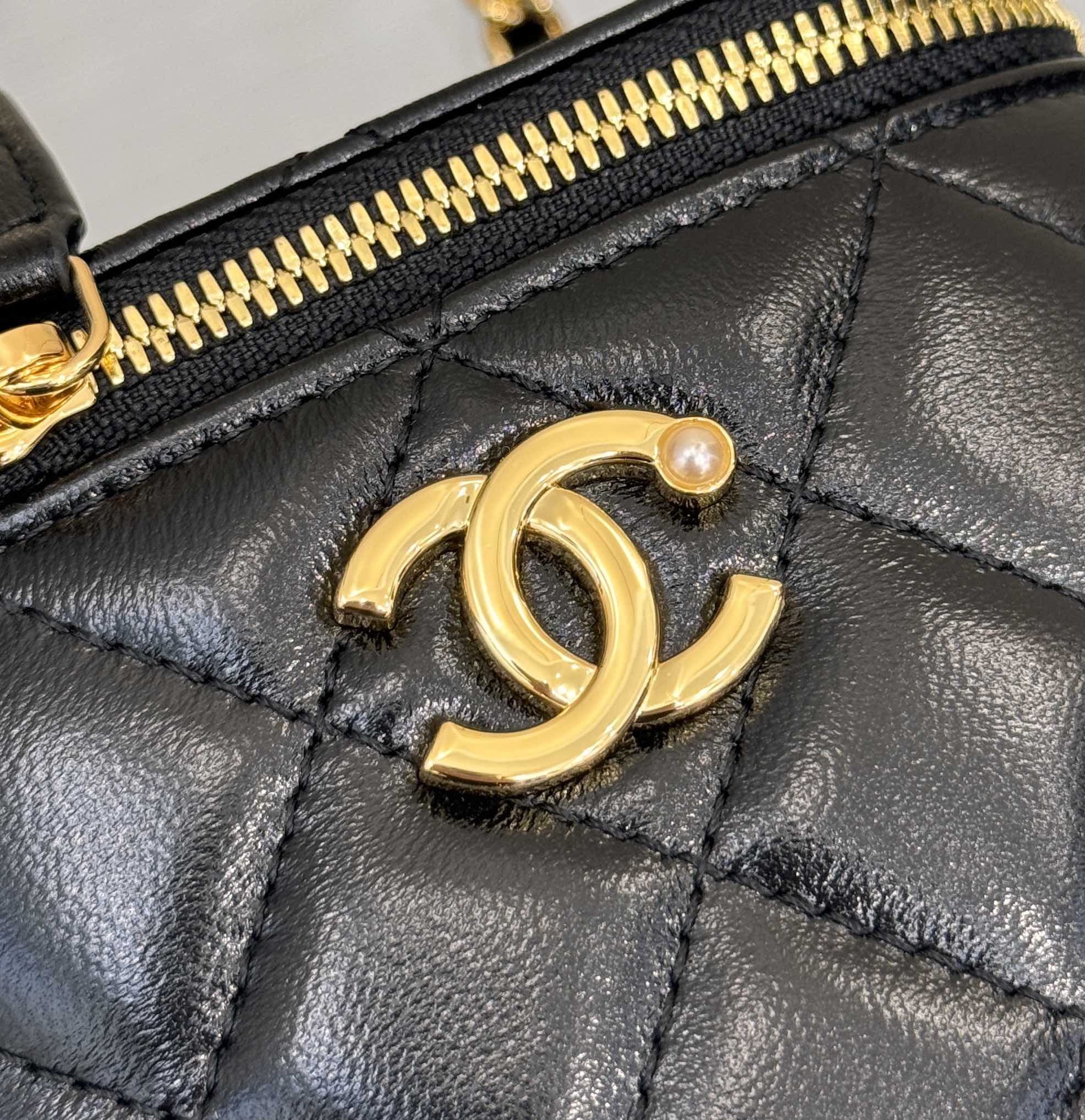路易威登 Louis Vuitton 高定典藏名品高定成衣时装外套连衣裙衬衫T恤 #B6B252EF 3