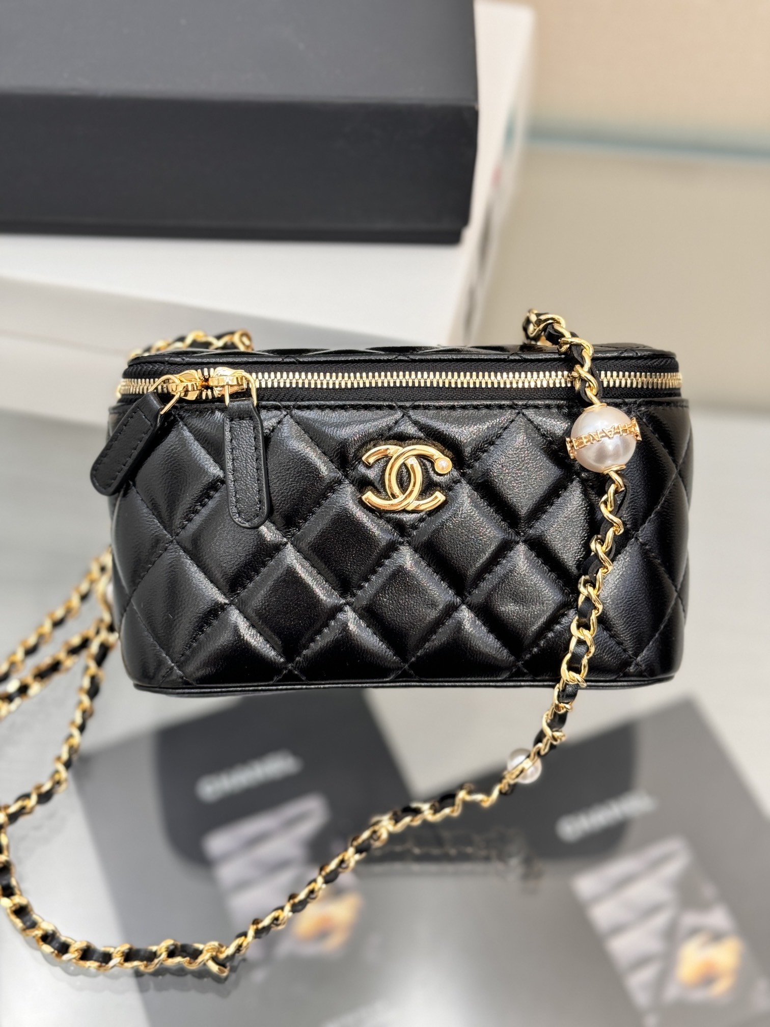 Louis Vuitton Haute Couture Classic Luxury Handbag Shoulder Crossbody 2