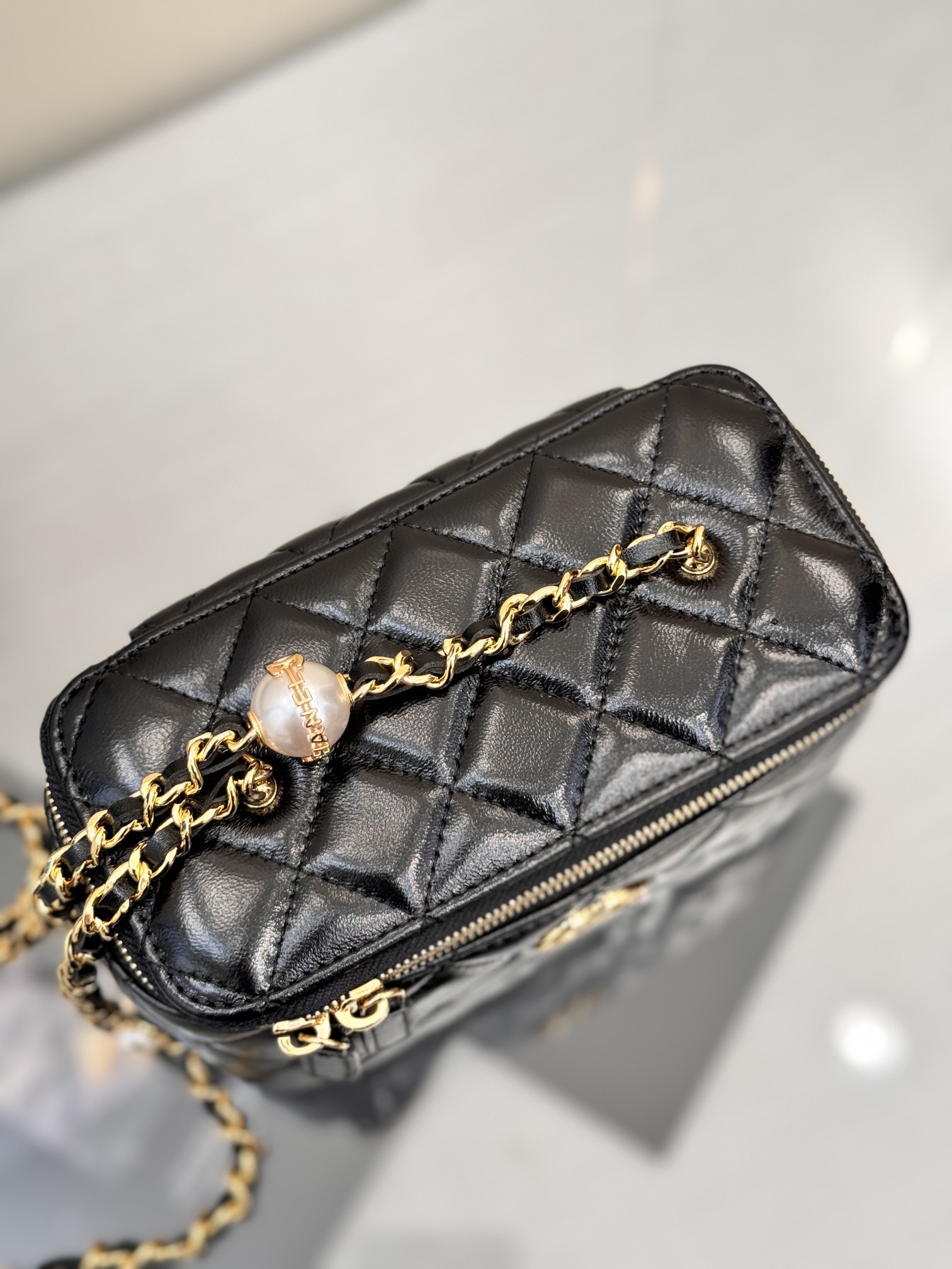 路易威登 Louis Vuitton 高定典藏名品高定成衣时装外套连衣裙衬衫T恤 #1AE31DA3 4