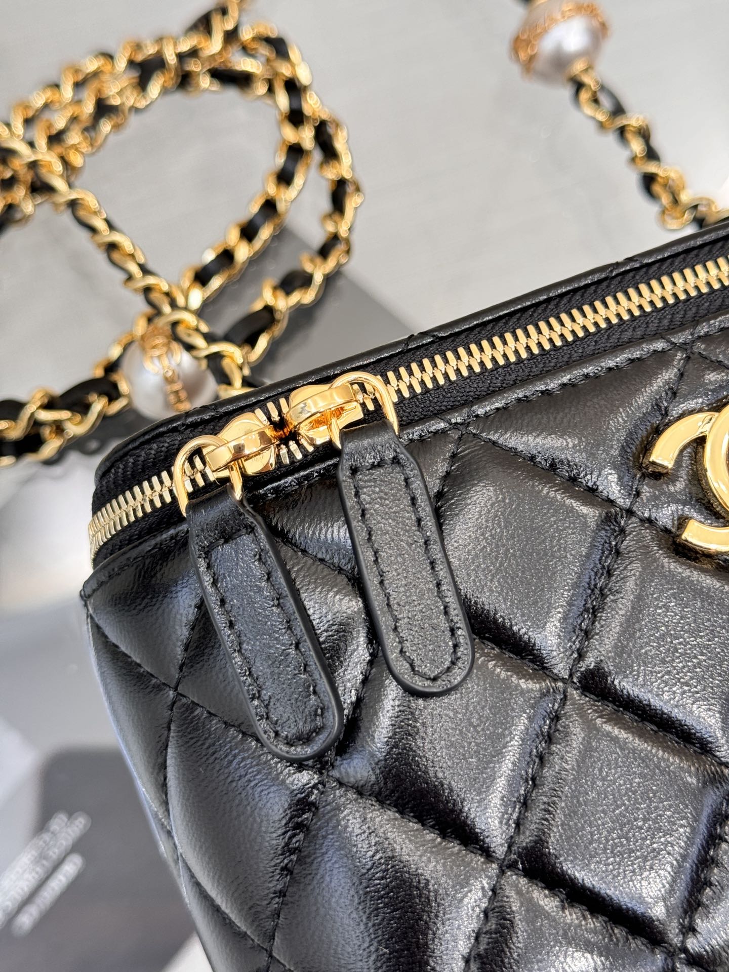 路易威登 Louis Vuitton 高定典藏名品高定成衣时装外套连衣裙衬衫T恤 #1AE31DA3 3