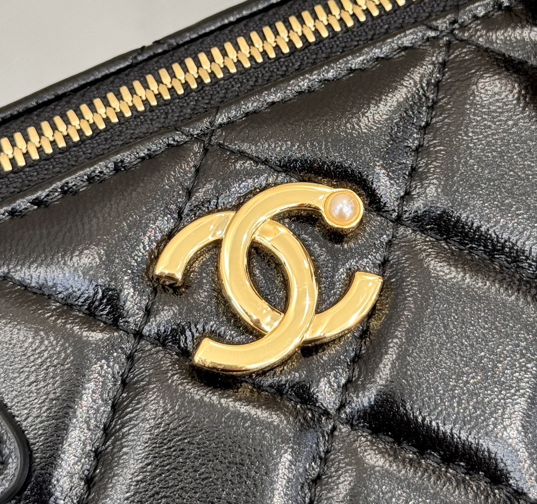 路易威登 Louis Vuitton 高定典藏名品高定成衣时装外套连衣裙衬衫T恤 #1AE31DA3 2