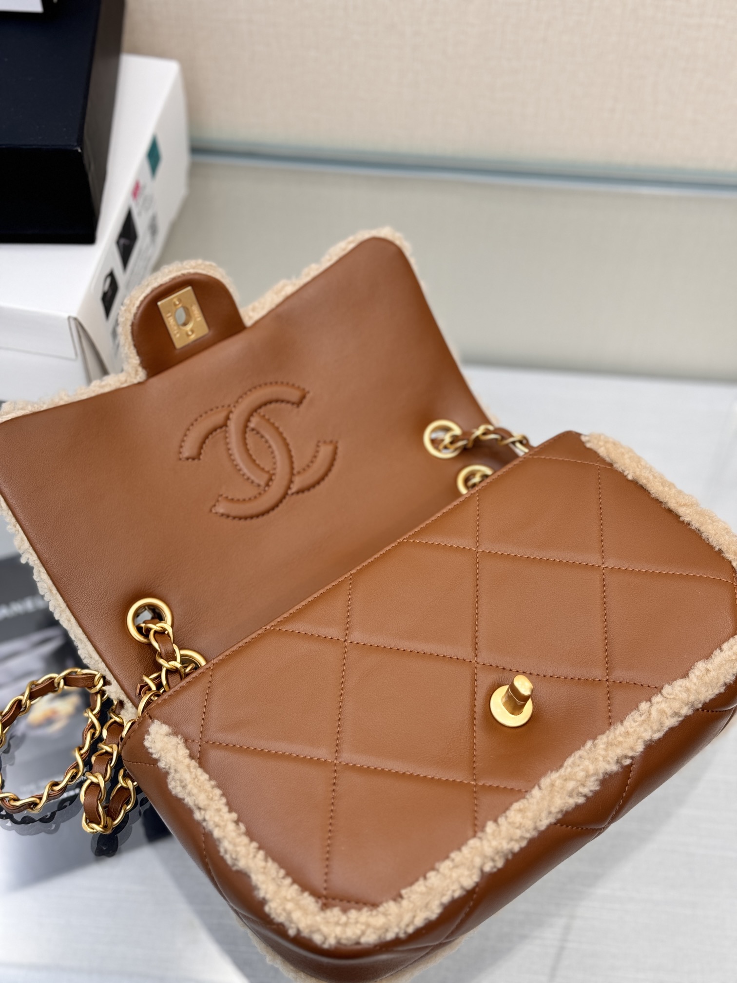 路易威登 Louis Vuitton 高定典藏名品高定成衣时装外套连衣裙衬衫T恤 #6ACD4294 4