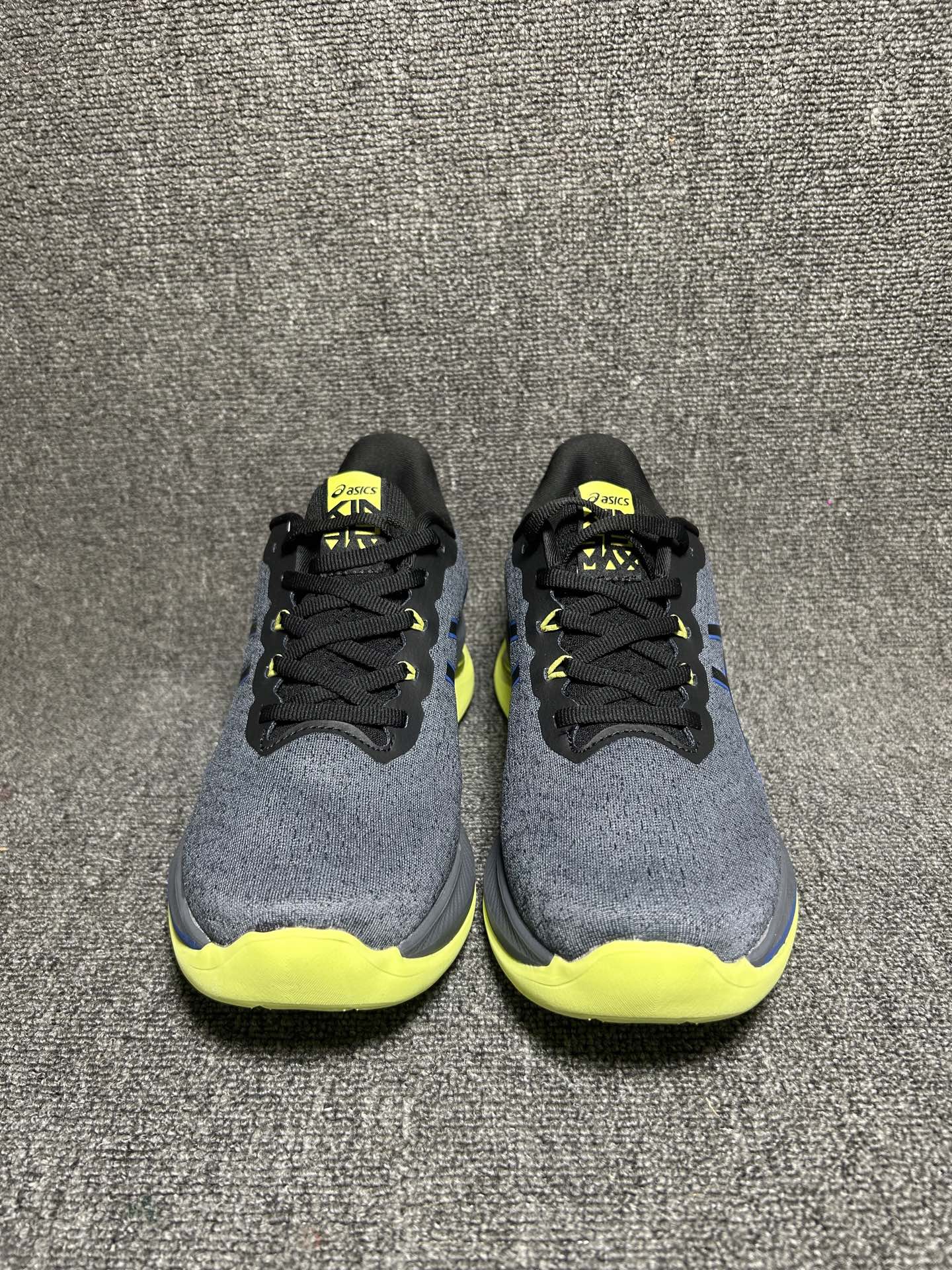 💰💰160
Asics Gel-Kayano 29代 运动休闲透气专业跑鞋 1011B696-021
#原档案据数开发楦型纸版 原装印尼工代进口单丝纤维程工网布鞋面,更贴合脚型和舒适透气,后跟稳定片带来合脚舒适的穿着感优化后的GEL,提供更好的缓冲保护性,FLYTEFOAM BLAST中底科技,兼具轻量、缓冲、回弹,提升跑步推进力,给跑步健将营造新的跑步体验。
尺码:36 37 37.5 38 39 39.5 40 40.5 41.5 42 42.5 43.5 44 45