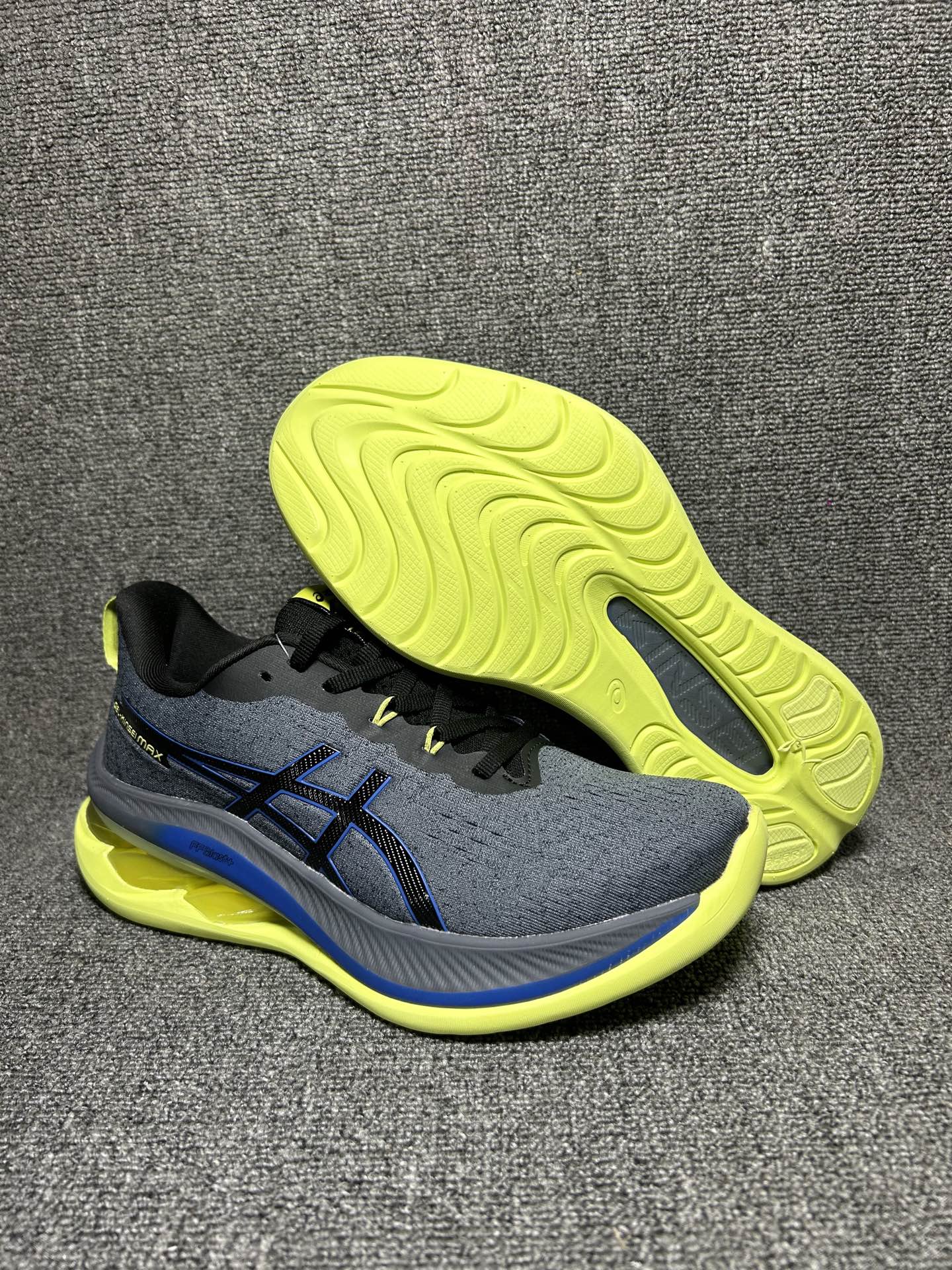 💰💰160
Asics Gel-Kayano 29代 运动休闲透气专业跑鞋 1011B696-021
#原档案据数开发楦型纸版 原装印尼工代进口单丝纤维程工网布鞋面,更贴合脚型和舒适透气,后跟稳定片带来合脚舒适的穿着感优化后的GEL,提供更好的缓冲保护性,FLYTEFOAM BLAST中底科技,兼具轻量、缓冲、回弹,提升跑步推进力,给跑步健将营造新的跑步体验。
尺码:36 37 37.5 38 39 39.5 40 40.5 41.5 42 42.5 43.5 44 45