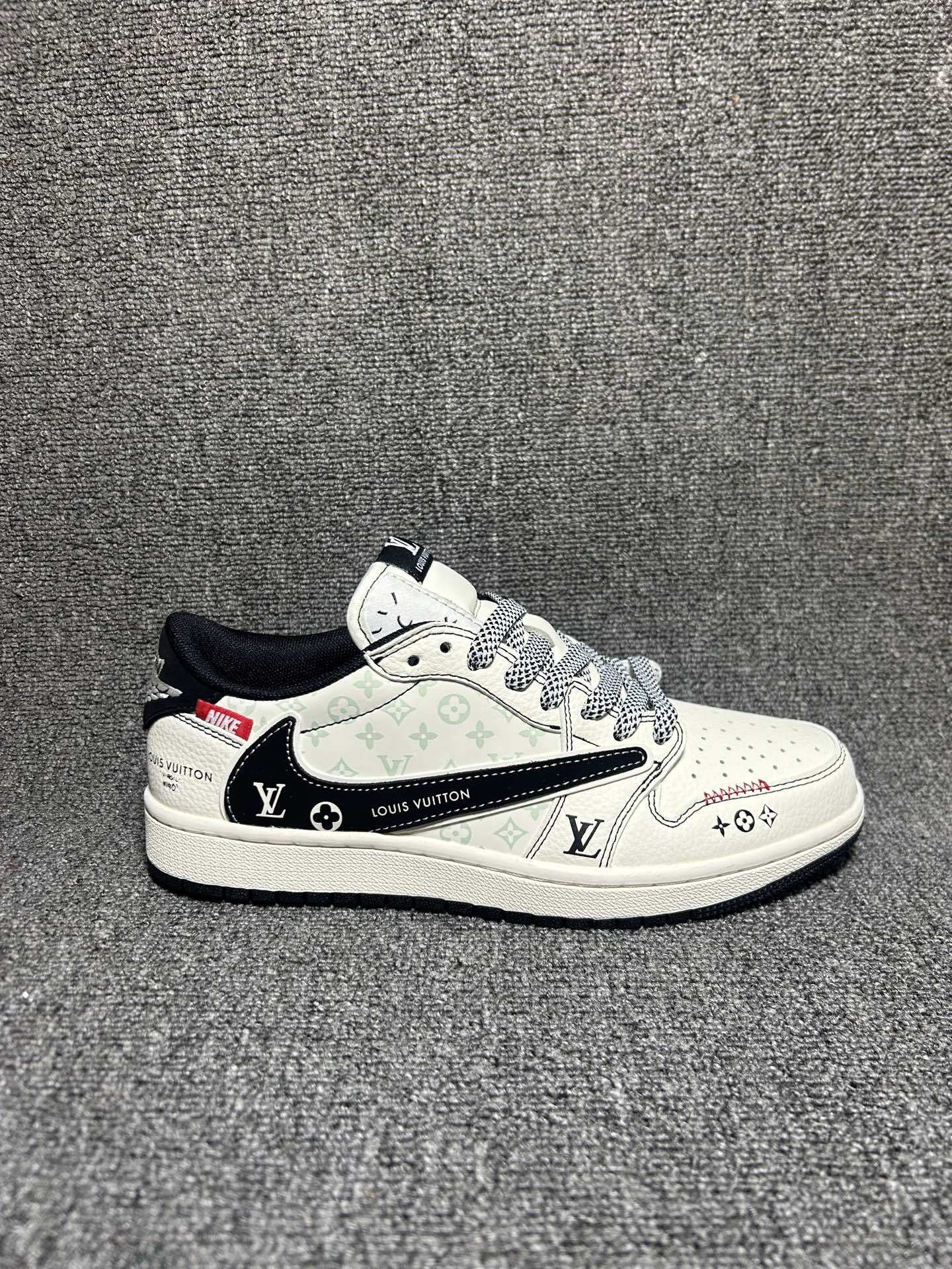 海外限量发售!公司级NIke Air Force 1 '07 Low “LV联名——黑勾NIKE红标”空军一号 低帮 运动鞋 休闲鞋 折边针车 工艺难度大 原楦头原纸板 原装鞋盒 定制五金配件 内置全掌气垫 原厂鞋底 货号:CX5050-Y30