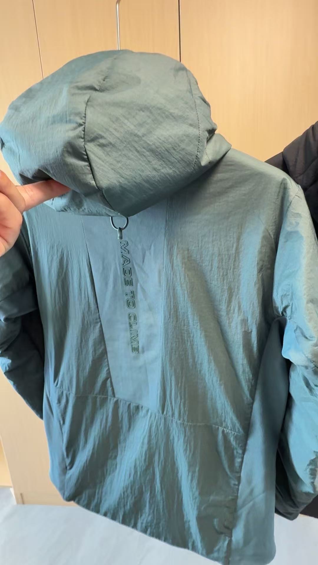 瓦莱斯特拉 Valextra 高定典藏名品高定成衣时装外套连衣裙衬衫T恤 #4308C9C4 4