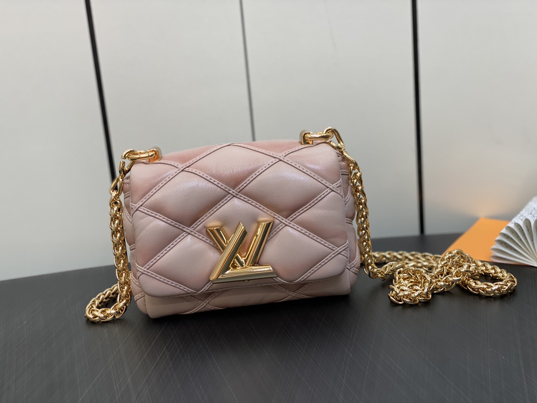 Louis Vuitton 23 new product mini version Lv official on sale M82752 apricot M23526 full leather chain bag series PICO GO-14 handbag sheepskin pa