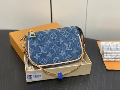 Louis Vuitton AAAAA Bags Handbags Blue Gold Weave Denim Pochette Chains M82960