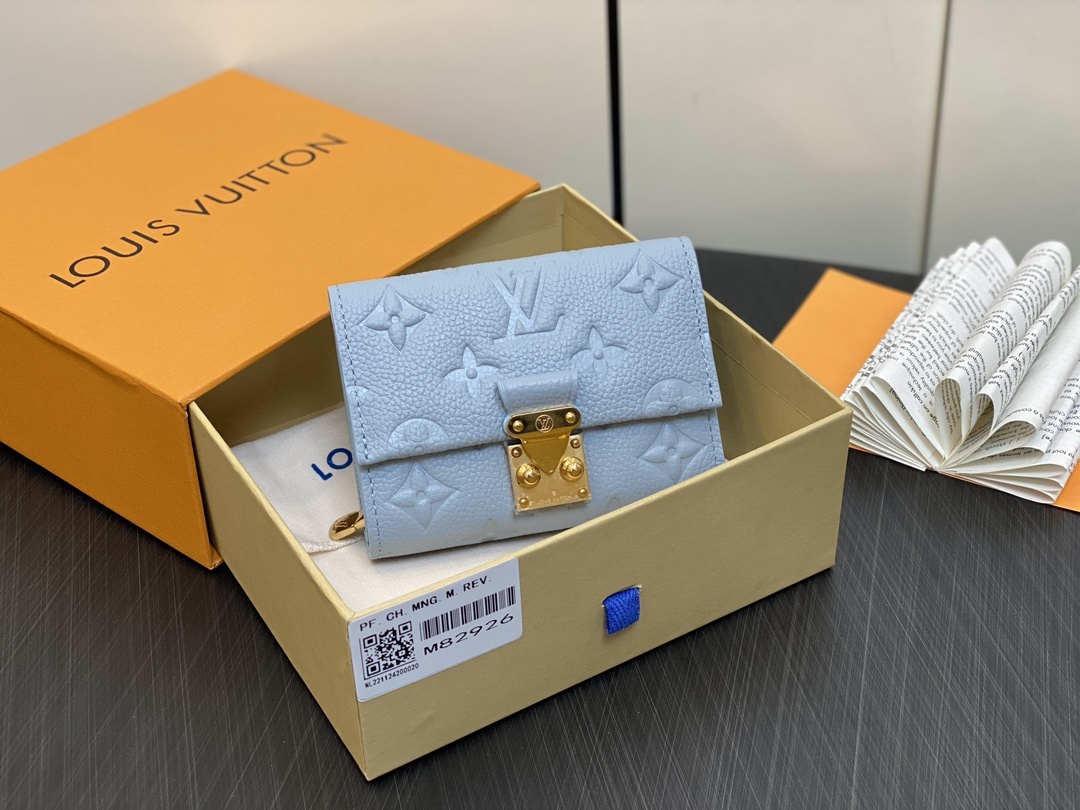 顶级原单M82926浅蓝色全皮压花钱包系列PochetteMetisCompact钱夹和梅蒂斯”系列的皮