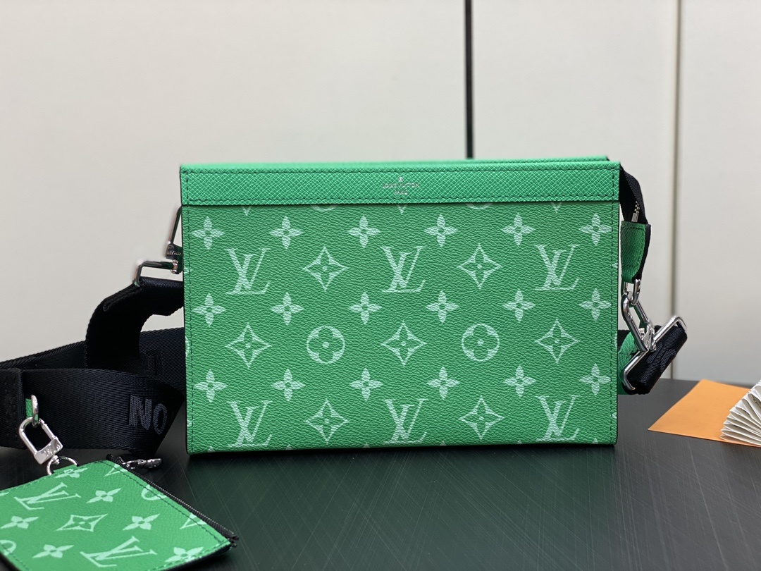顶级原单M83099绿色男包两件套系列三件套GastonWearableWallet手袋脱胎于Poche
