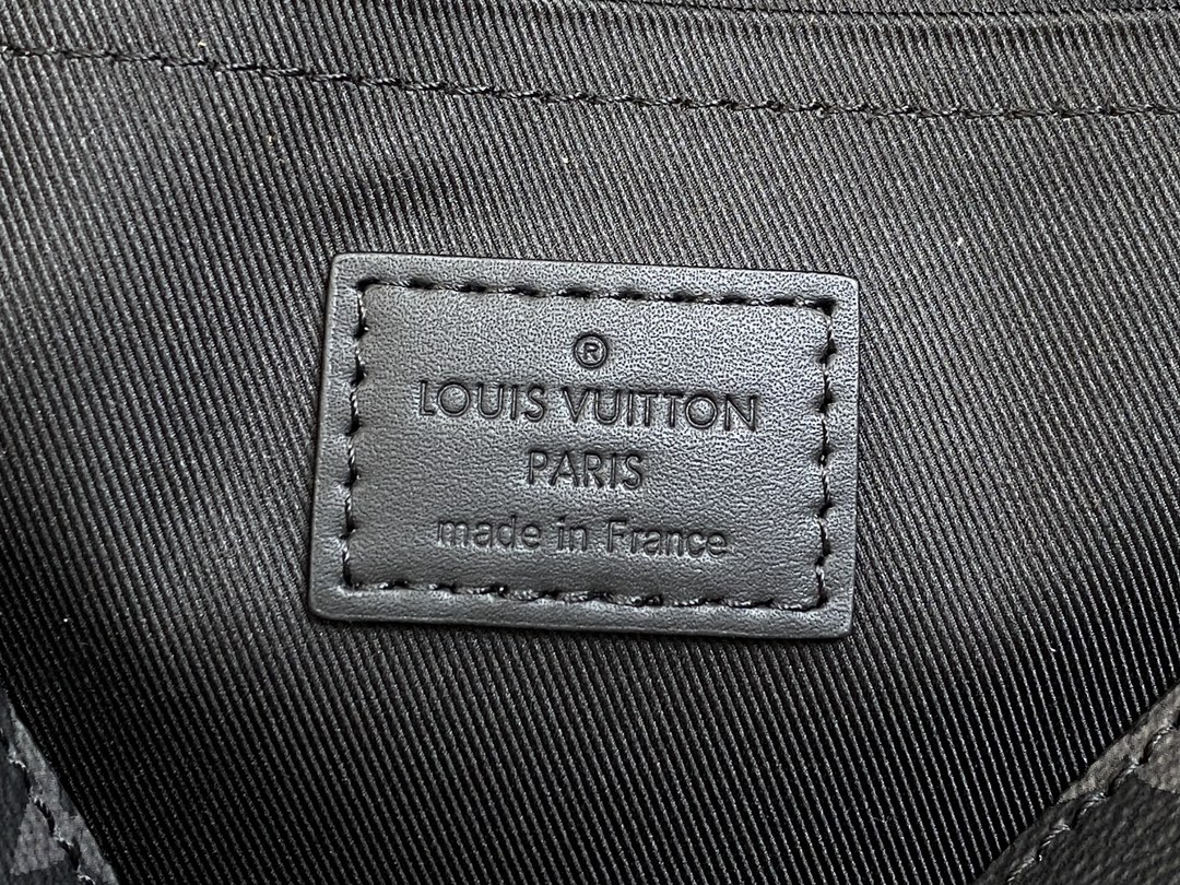 Louis Vuitton Steamer XS Black Monogram Eclipse Canvas Crossbody Bag 10 i1709789167 6294 5